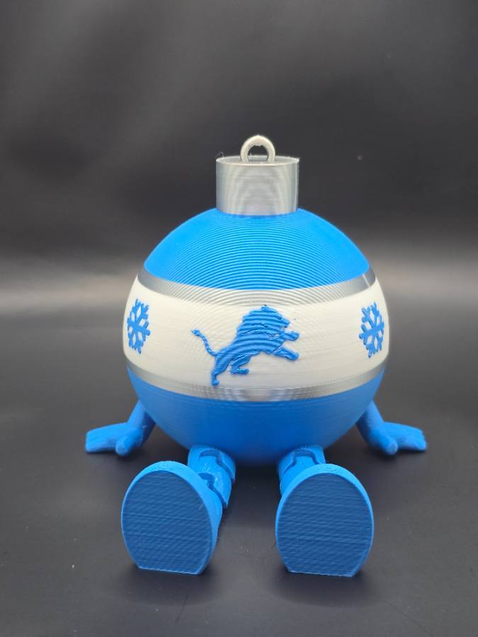 Real personalized 3D-printed Christmas ornament
